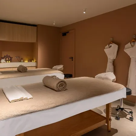 아파트호텔 Les Embruns & 4*