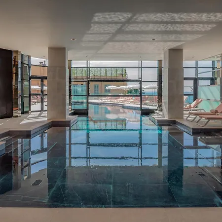 Les Embruns & Aparthotel Cannes