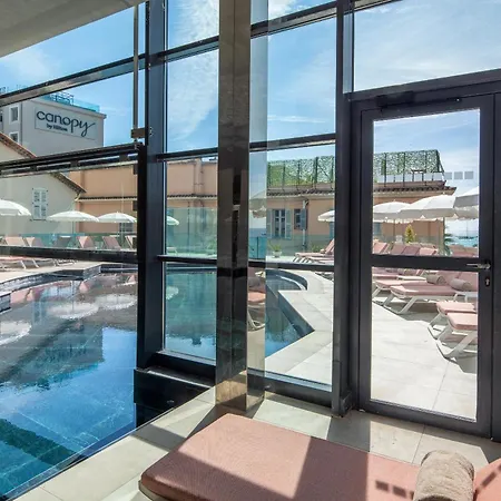 Aparthotel Les Embruns & Cannes